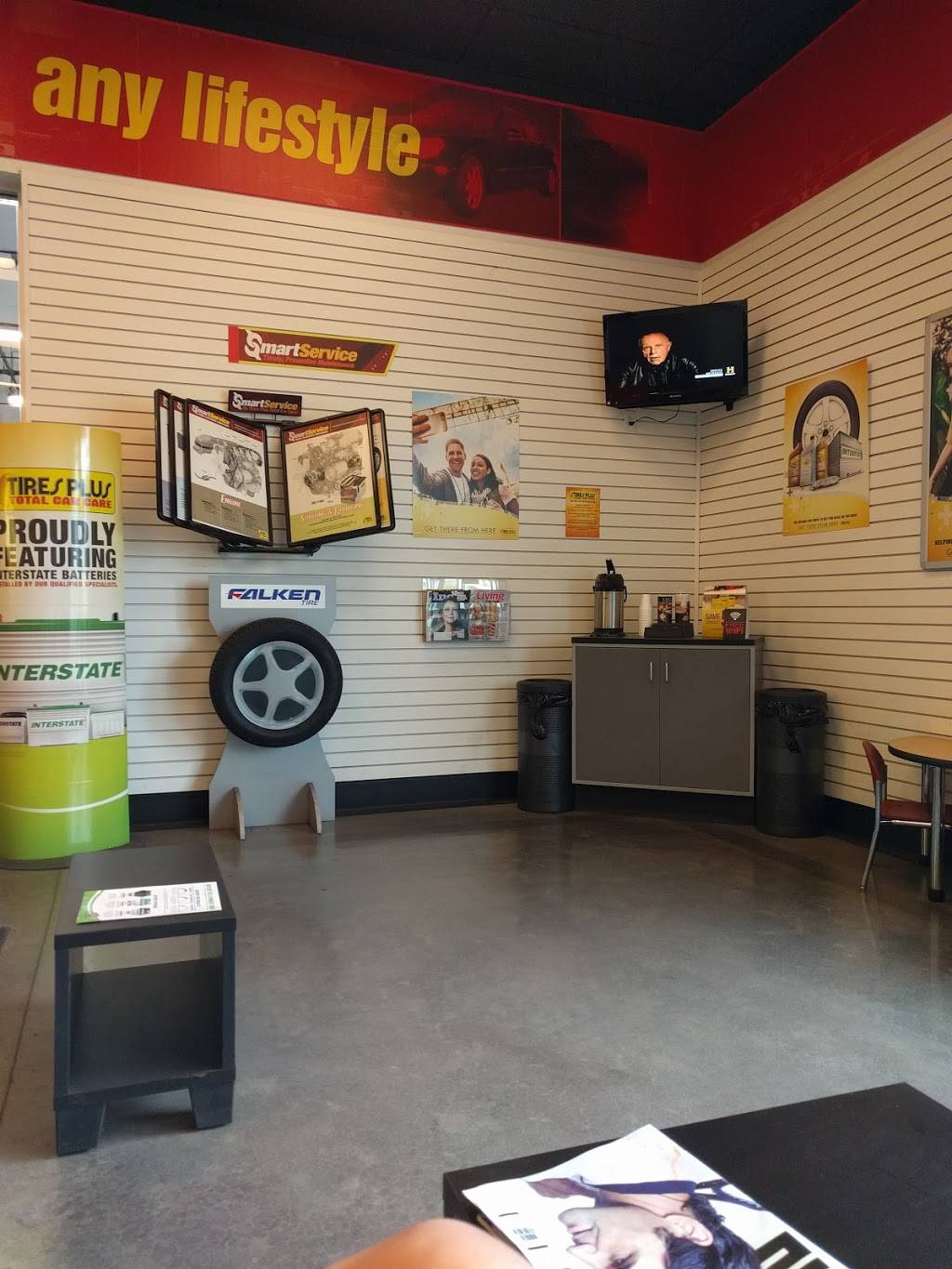 Tires Plus | 387 Pewaukee Rd, Pewaukee, WI 53072, USA | Phone: (262) 536-5005