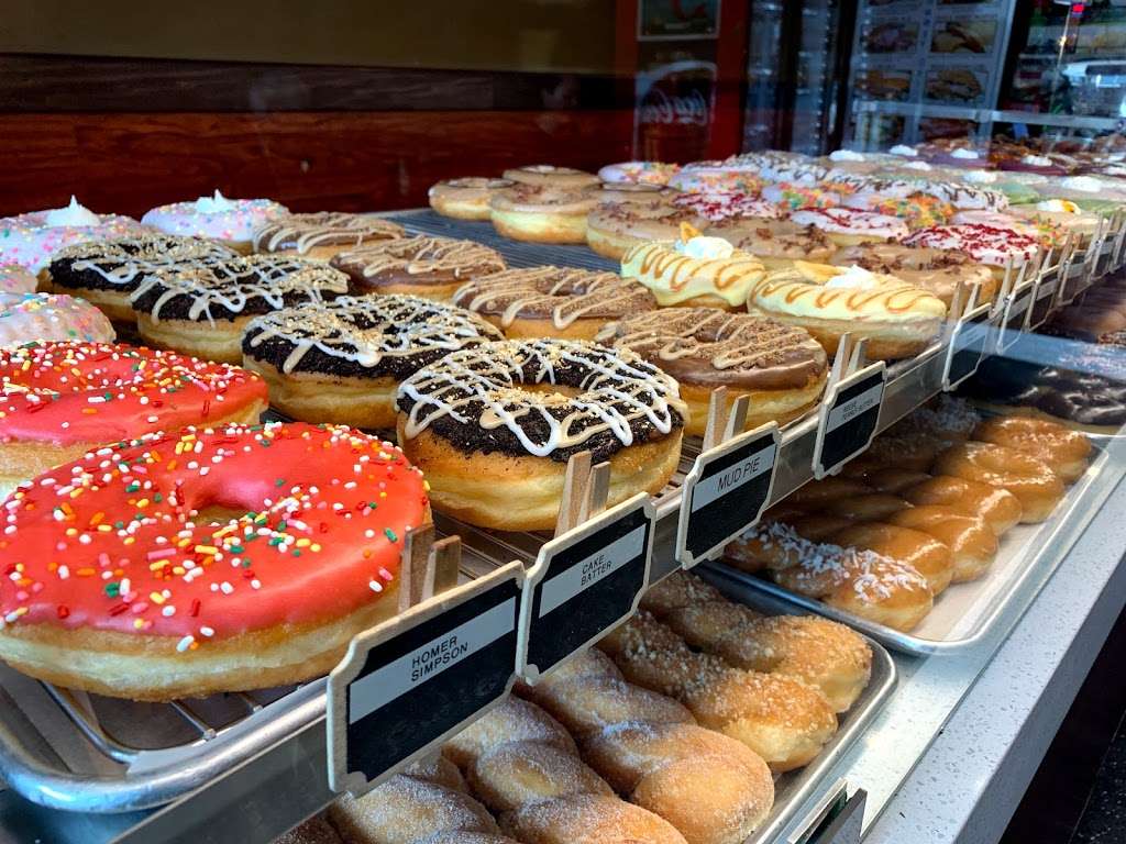 Crafted Donuts | 3959 Wilshire Blvd, Los Angeles, CA 90010 | Phone: (213) 529-4057