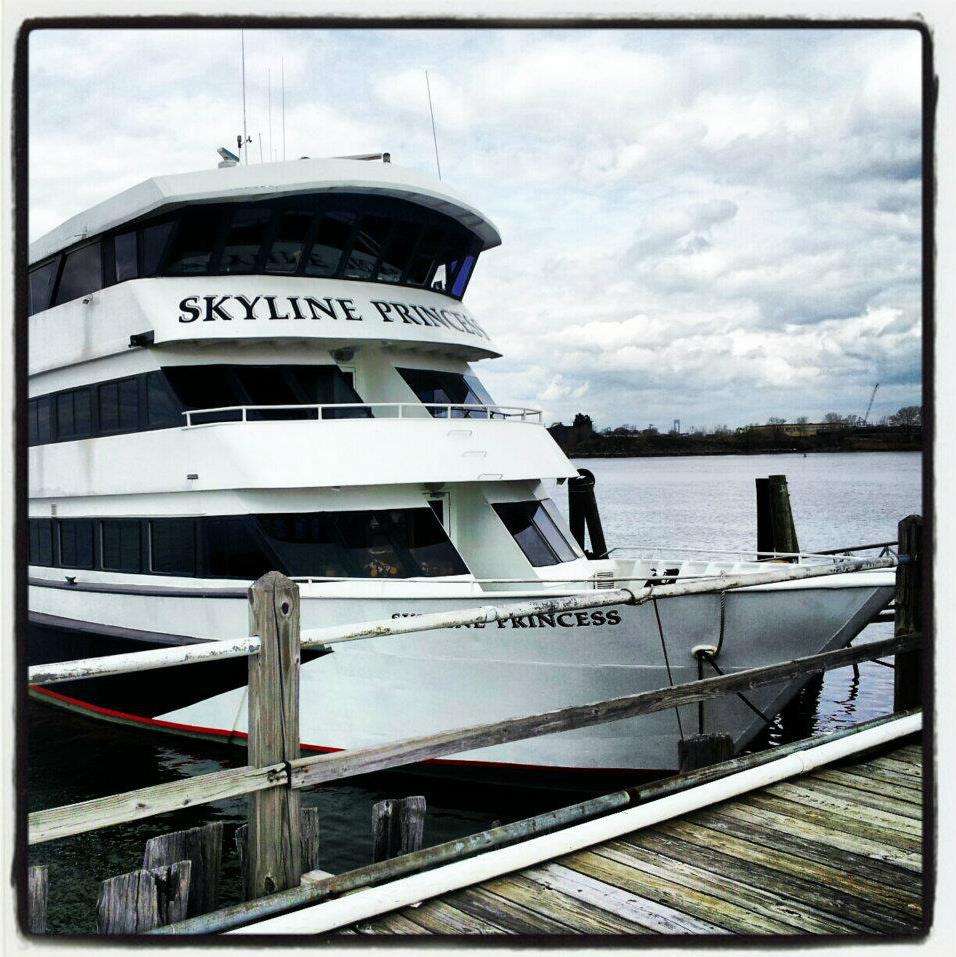 Skyline Cruises | 1 Worlds Fair Marina, Flushing, NY 11368, USA | Phone: (718) 446-1100