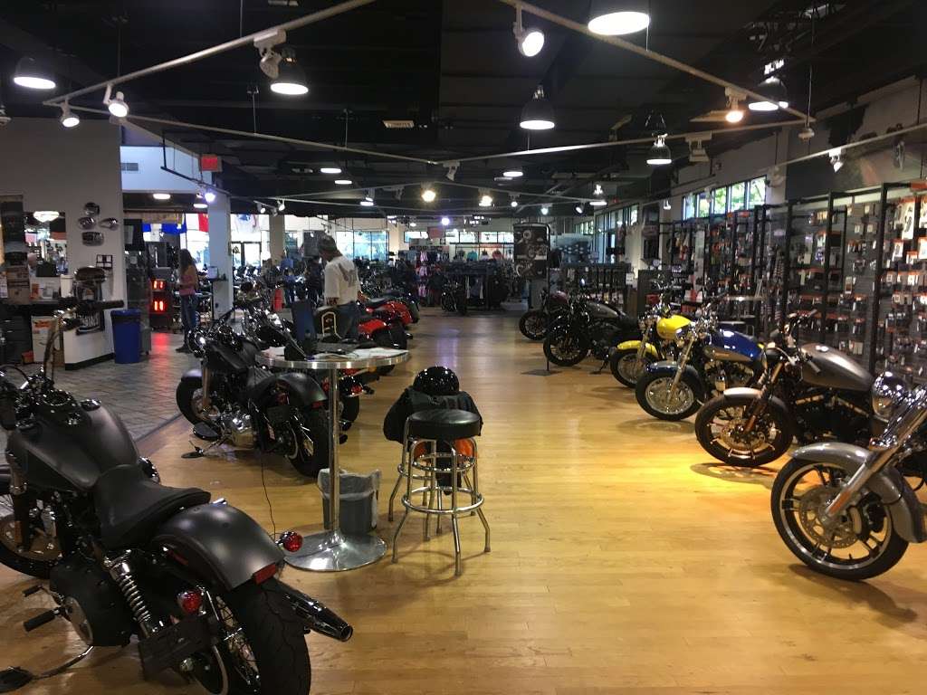 Patriot Harley-Davidson | 9739 Fairfax Blvd, Fairfax, VA 22031 | Phone: (703) 352-5400