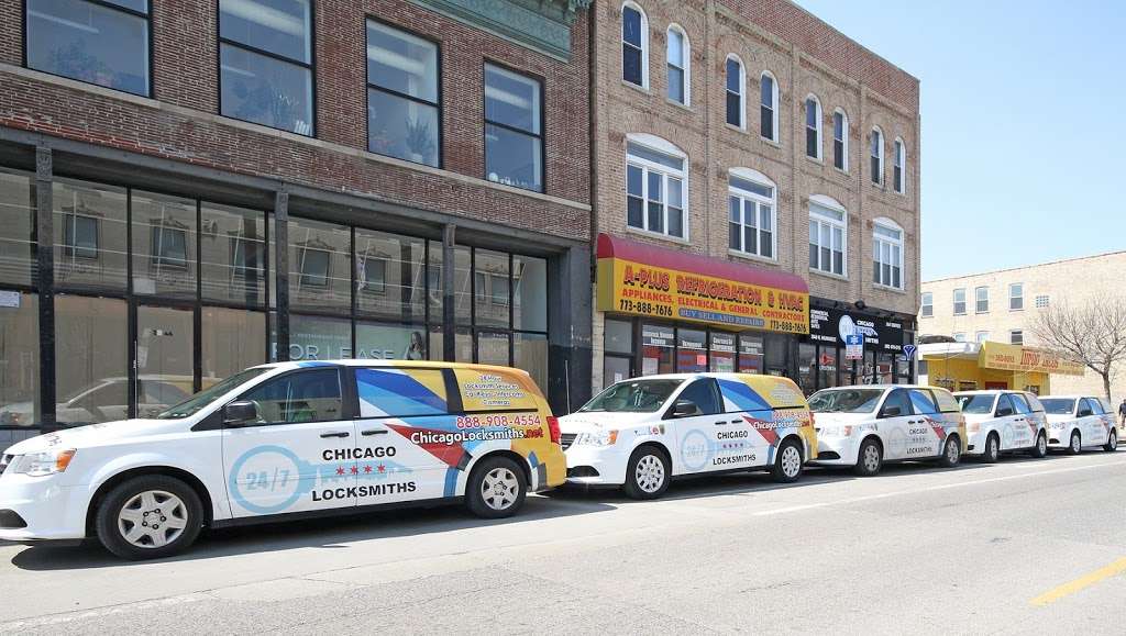 Chicago Locksmiths | 2048 N Milwaukee Ave, Chicago, IL 60647, USA | Phone: (312) 878-2715