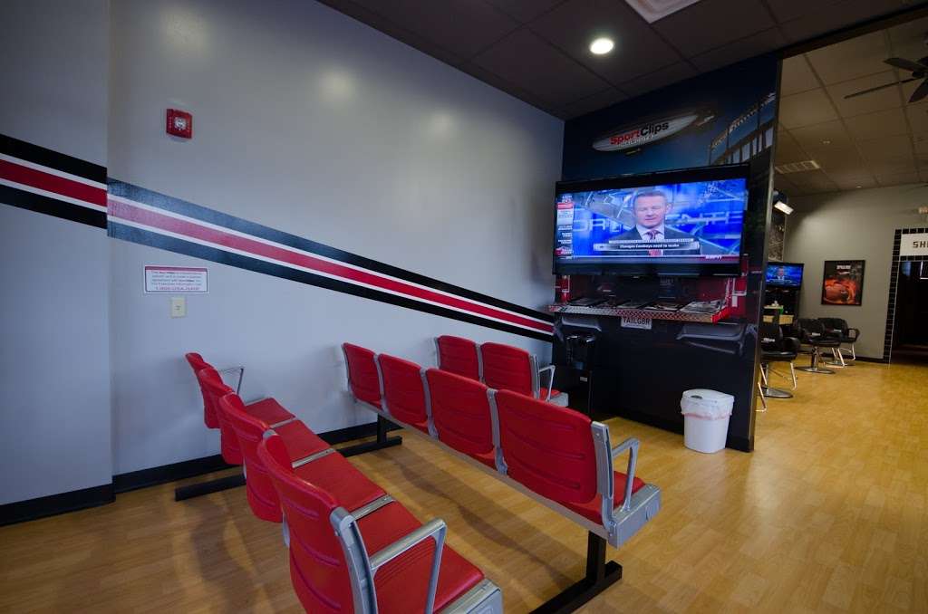 Sport Clips Haircuts of Glen Mills | 391 Wilmington West Chester Pike #14, Glen Mills, PA 19342, USA | Phone: (610) 358-4630