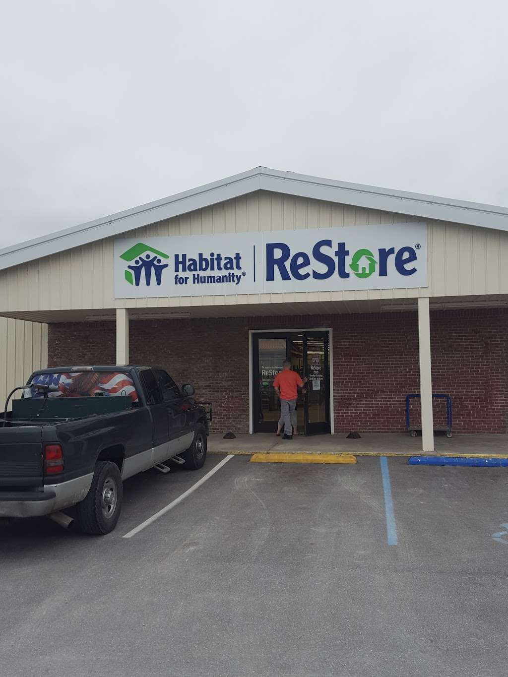 Habitat for Humanity ReStore | 1141 W US Hwy 40, Greenfield, IN 46140, USA | Phone: (317) 318-9380