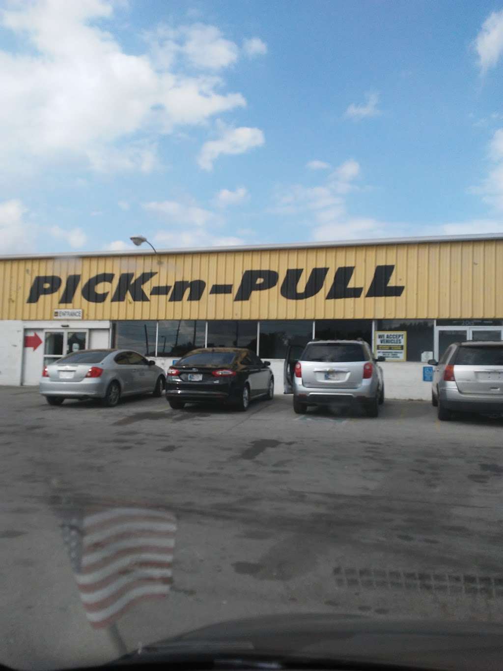 Pick-n-Pull | 2015 East Summer St, Hammond, IN 46320, USA | Phone: (219) 844-8172