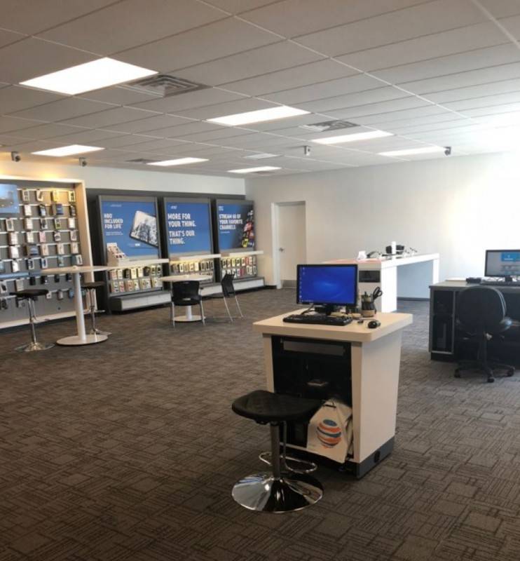 AT&T Store | 2924 Battleground Ave, Greensboro, NC 27410, USA | Phone: (336) 286-0308