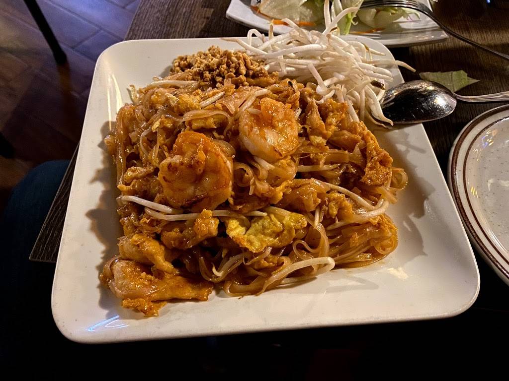 Swaddee Thai Cuisine | 5055 W Ray Rd, Chandler, AZ 85226, USA | Phone: (480) 785-1640