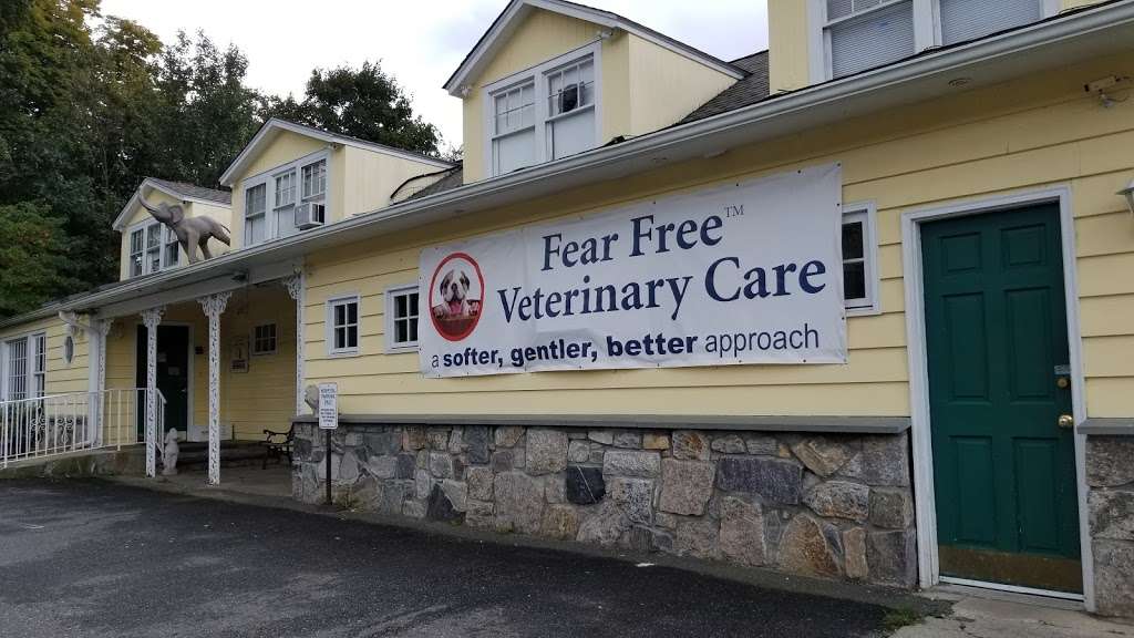 Noahs Ark Animal Hospital | 44 Mill Plain Rd, Danbury, CT 06811, USA | Phone: (203) 743-9999