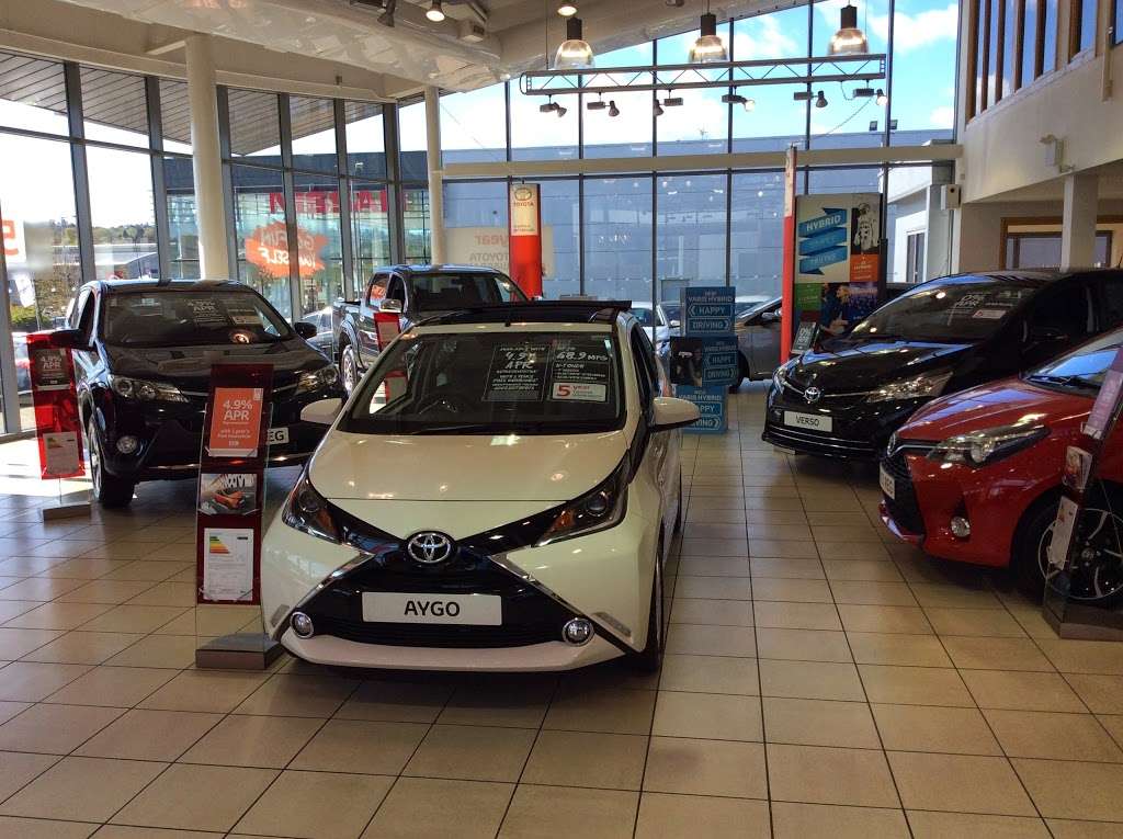 Motorline Toyota Tunbridge Wells | Dowding Way, Tunbridge Wells TN2 3UY, UK | Phone: 01892 700500