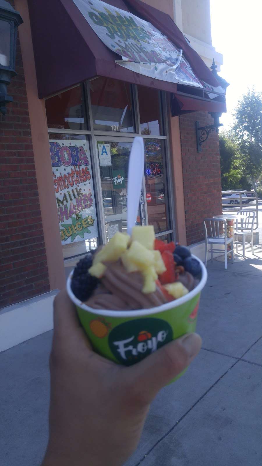 Froyo Cafe | Tujunga, CA 91042, USA | Phone: (818) 951-2303