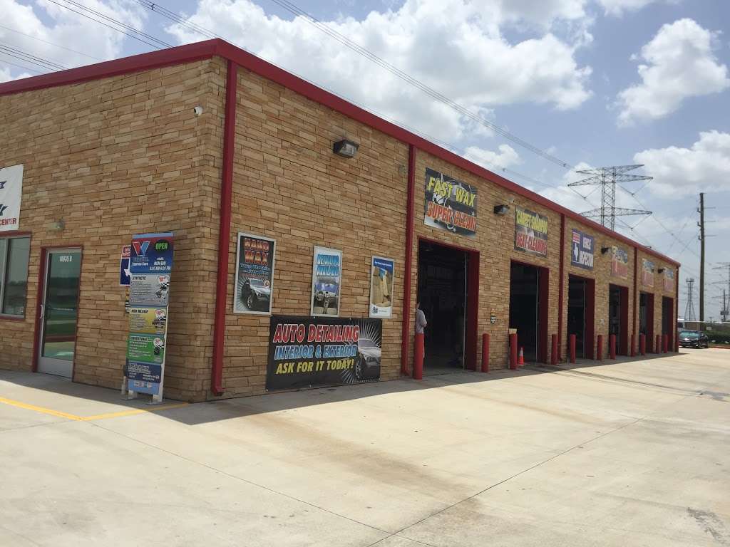 Fall Creek Carwash & Lube Center | 14935 Fall Creek View Dr, Humble, TX 77396, USA | Phone: (832) 850-6339