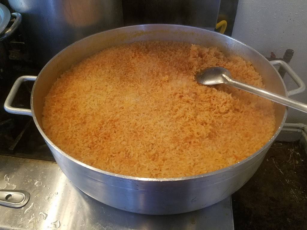 Taqueria la pinata | 3320 E 4th Plain Blvd #D, Vancouver, WA 98661, USA | Phone: (360) 735-7499