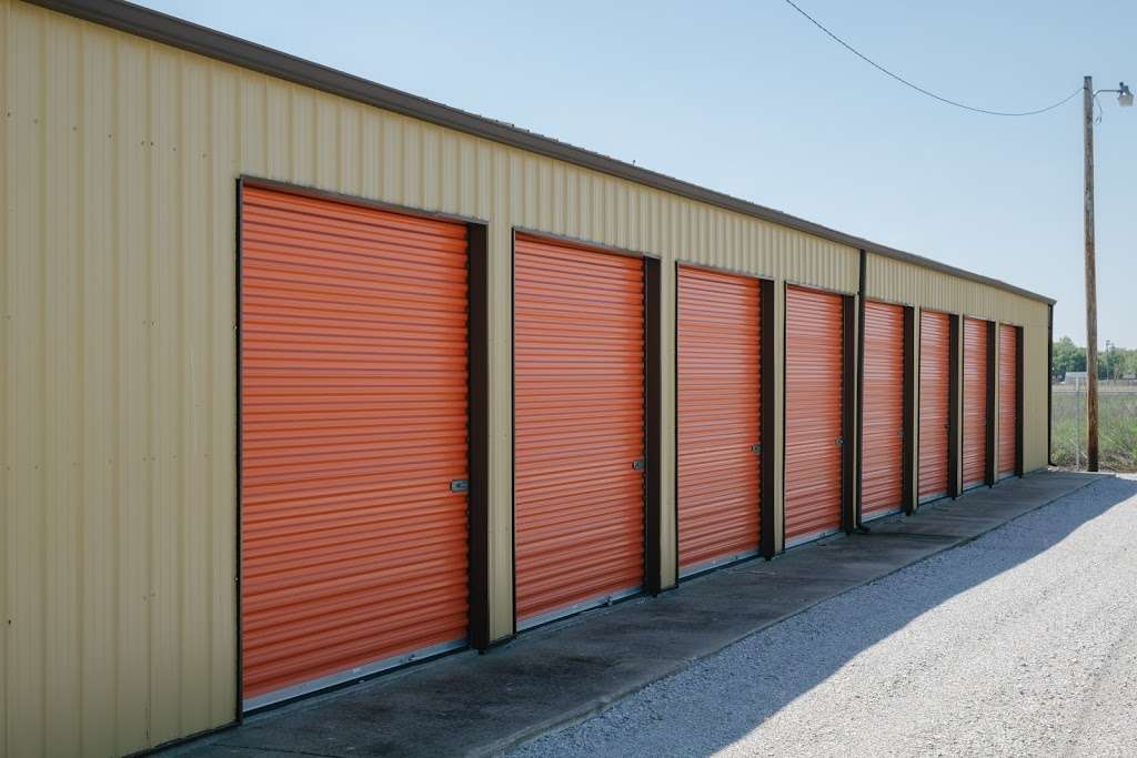 StayLock Storage | 120 IN-8, Kouts, IN 46347, USA | Phone: (219) 300-9422