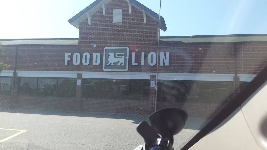 Food Lion | 2617 Moses Grandy Trail, Chesapeake, VA 23323, USA | Phone: (757) 487-1228