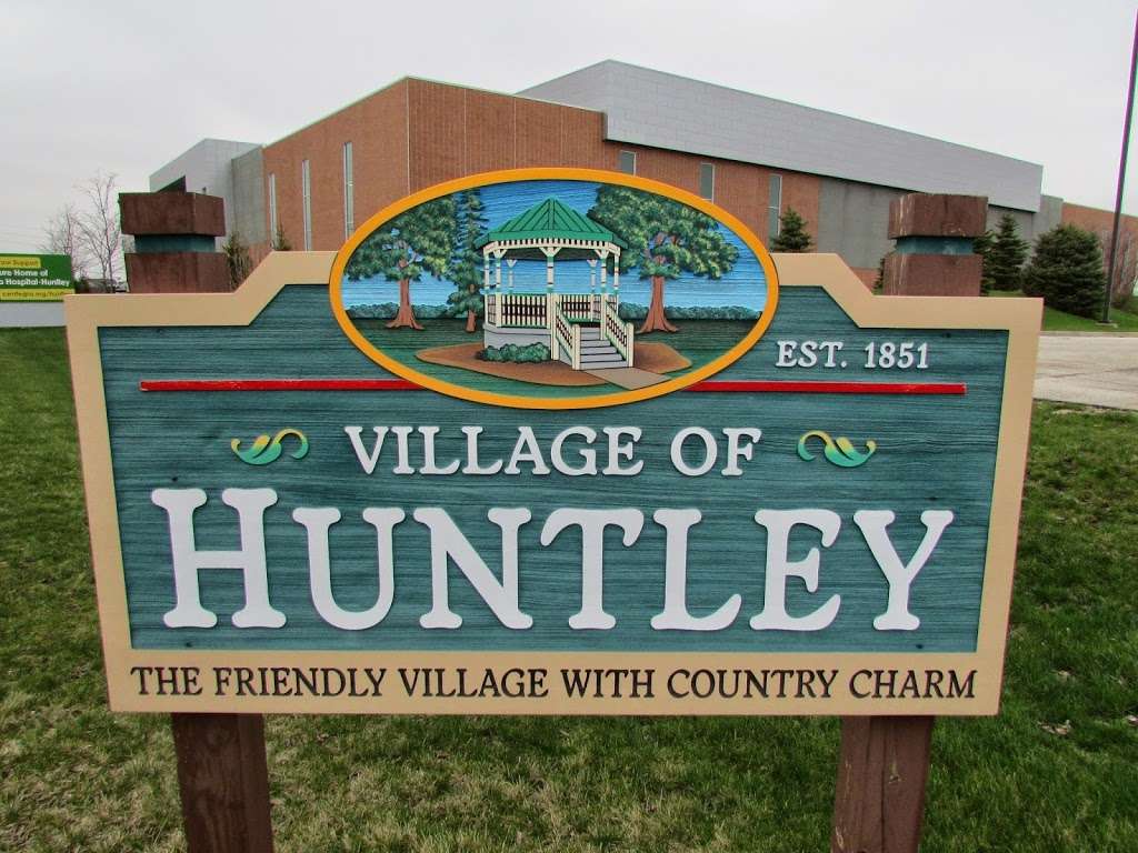 Huntley Realty | 13320 Village Green Dr, Huntley, IL 60142, USA | Phone: (847) 669-4010