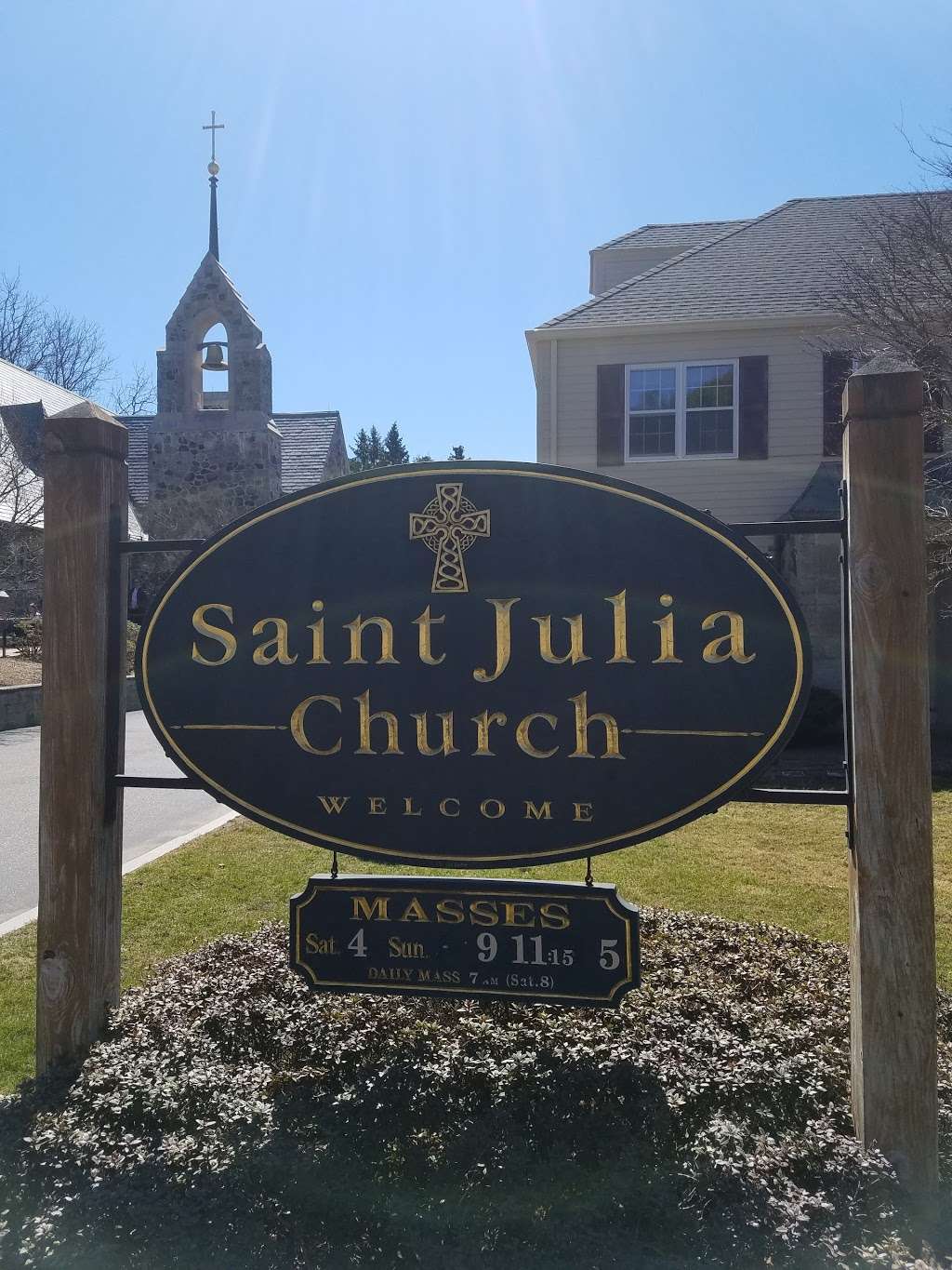 St Julias Catholic Church | 374 Boston Post Rd, Weston, MA 02493, USA | Phone: (781) 899-2611
