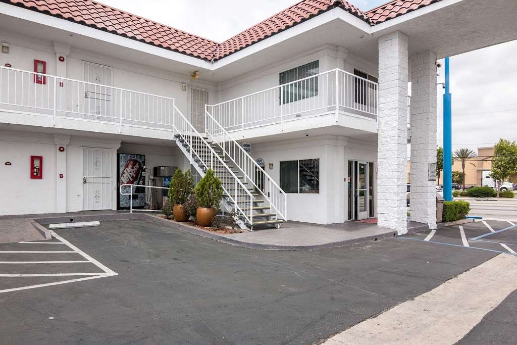 Motel 6 Norwalk | 11734 Imperial Hwy, Norwalk, CA 90650 | Phone: (562) 868-3211