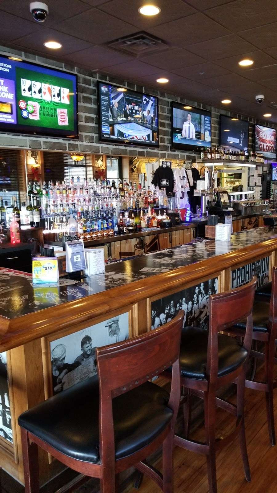 Prohibition Junction Sports Bar & Grill | 1031 Station Dr, Oswego, IL 60543, USA | Phone: (630) 636-9355