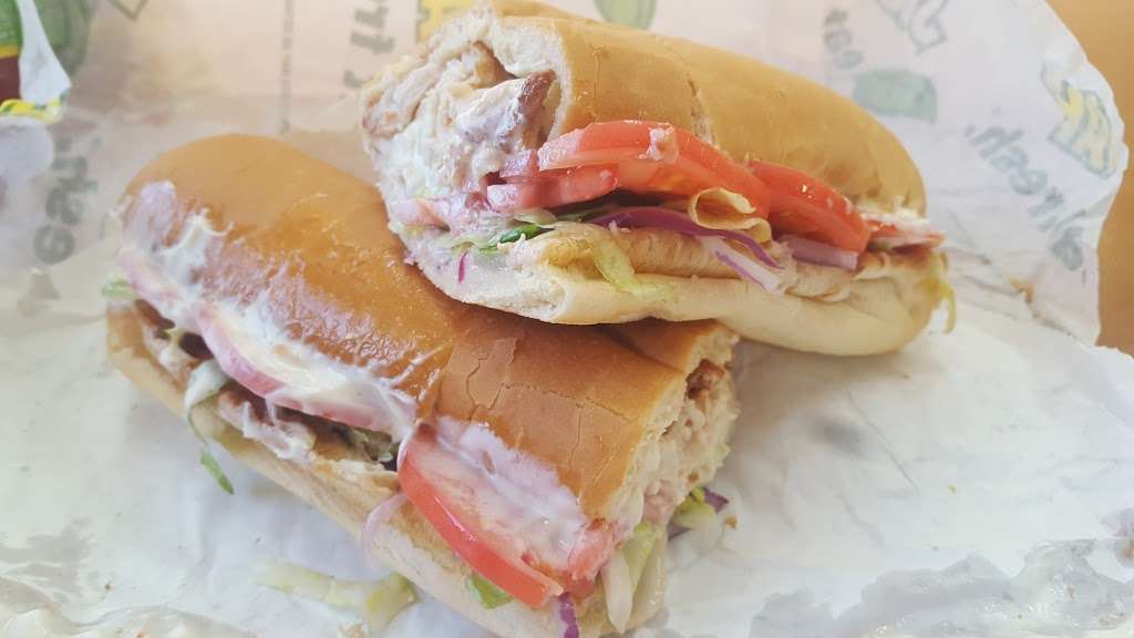 Subway | 3167 N Susquehanna Trail, York, PA 17406, USA | Phone: (717) 764-3329