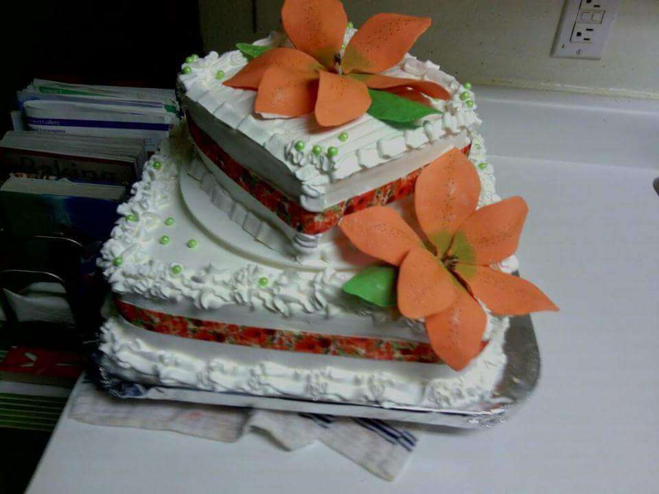 Zummys Cakes | 8826 E W.T. Harris Blvd #105, Charlotte, NC 28227, USA | Phone: (704) 837-6919