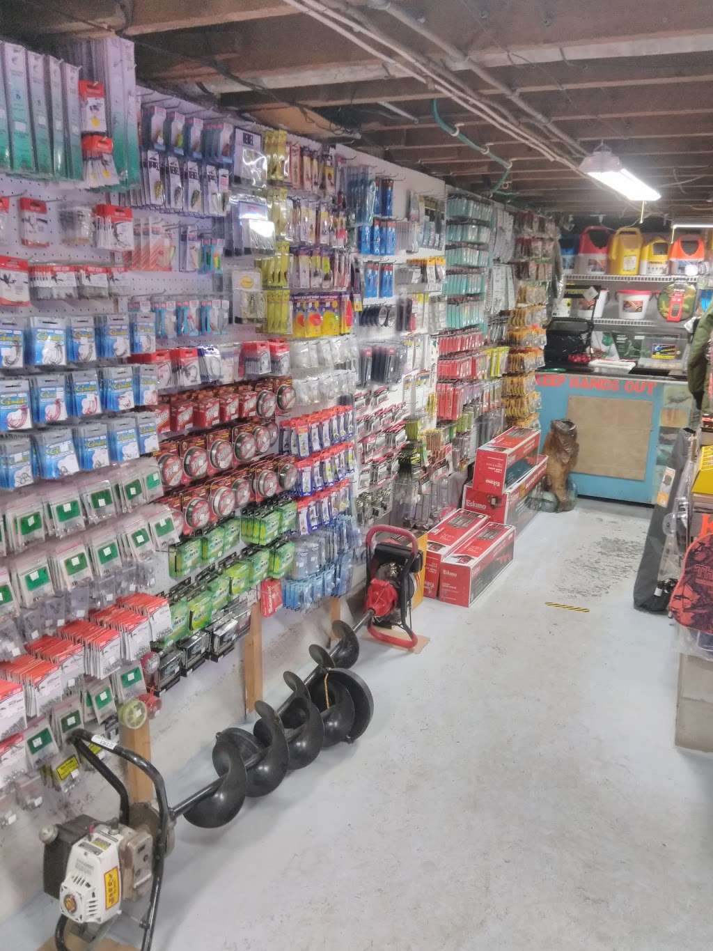 JCS Live Bait and Tackle Shop | 508 Main St, Gouldsboro, PA 18424, USA | Phone: (570) 846-9366