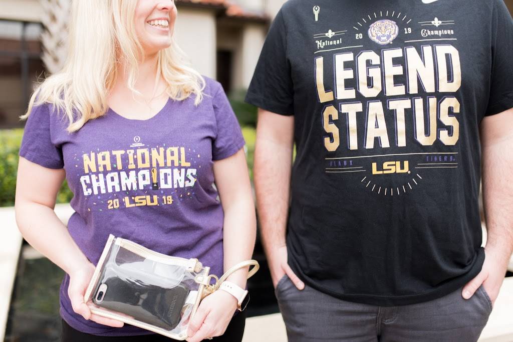 LSU Alumni Gift Shop | 3848 W Lakeshore Dr, Baton Rouge, LA 70808, USA | Phone: (225) 383-0241