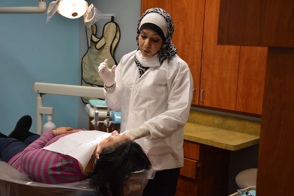 Kauser Bari, DDS | 5110 Avenue H, Rosenberg, TX 77471, USA | Phone: (832) 416-1743