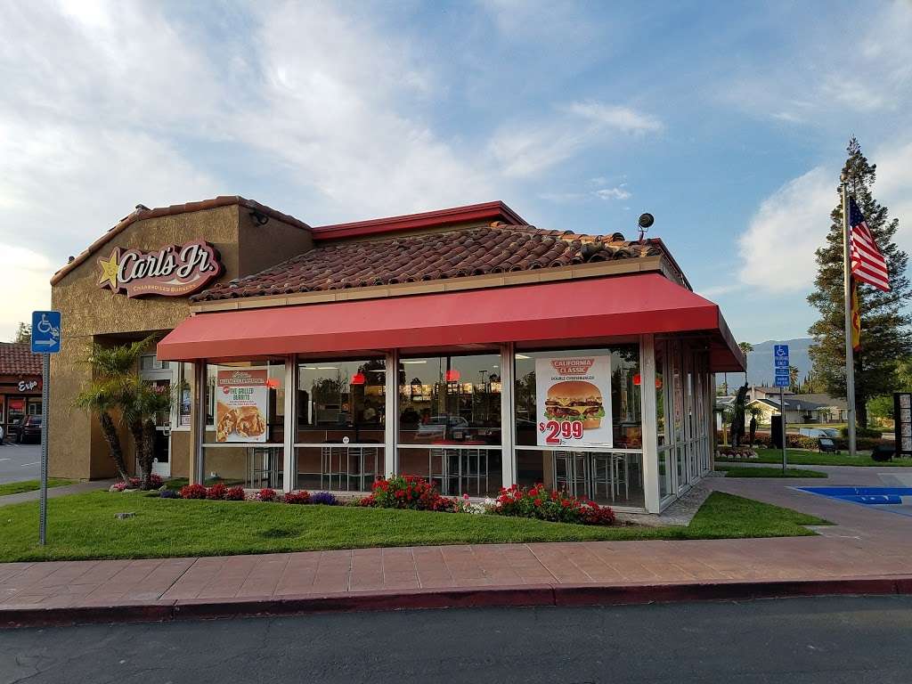 Carls Jr. / Green Burrito | 2022 Riverside Ave, Rialto, CA 92377, USA | Phone: (909) 873-4766