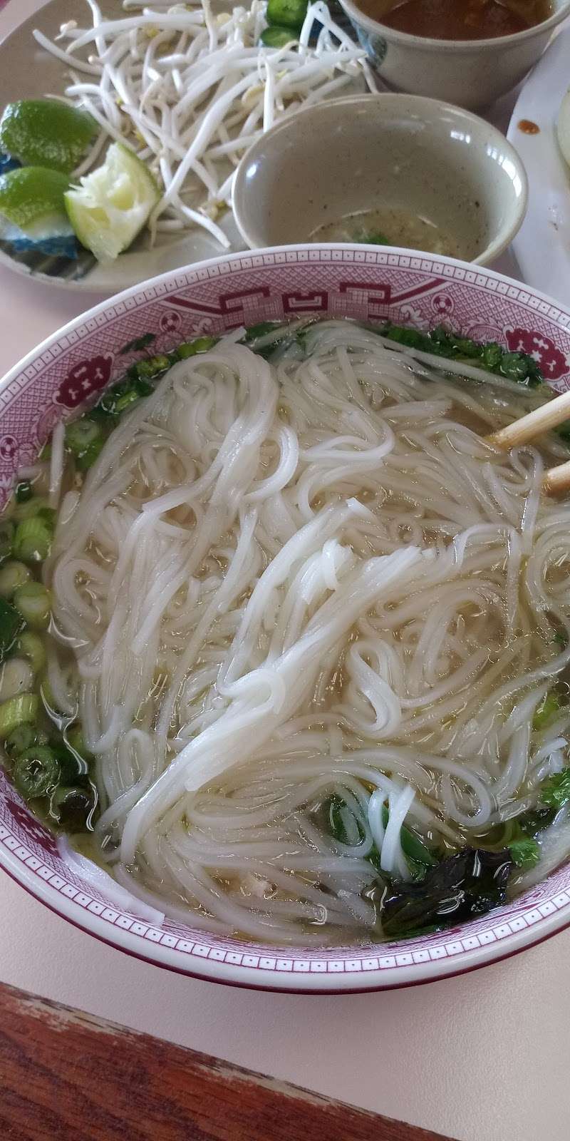 Pho Belwood | 21520 Bear Valley Rd, Apple Valley, CA 92308, USA | Phone: (760) 503-7009