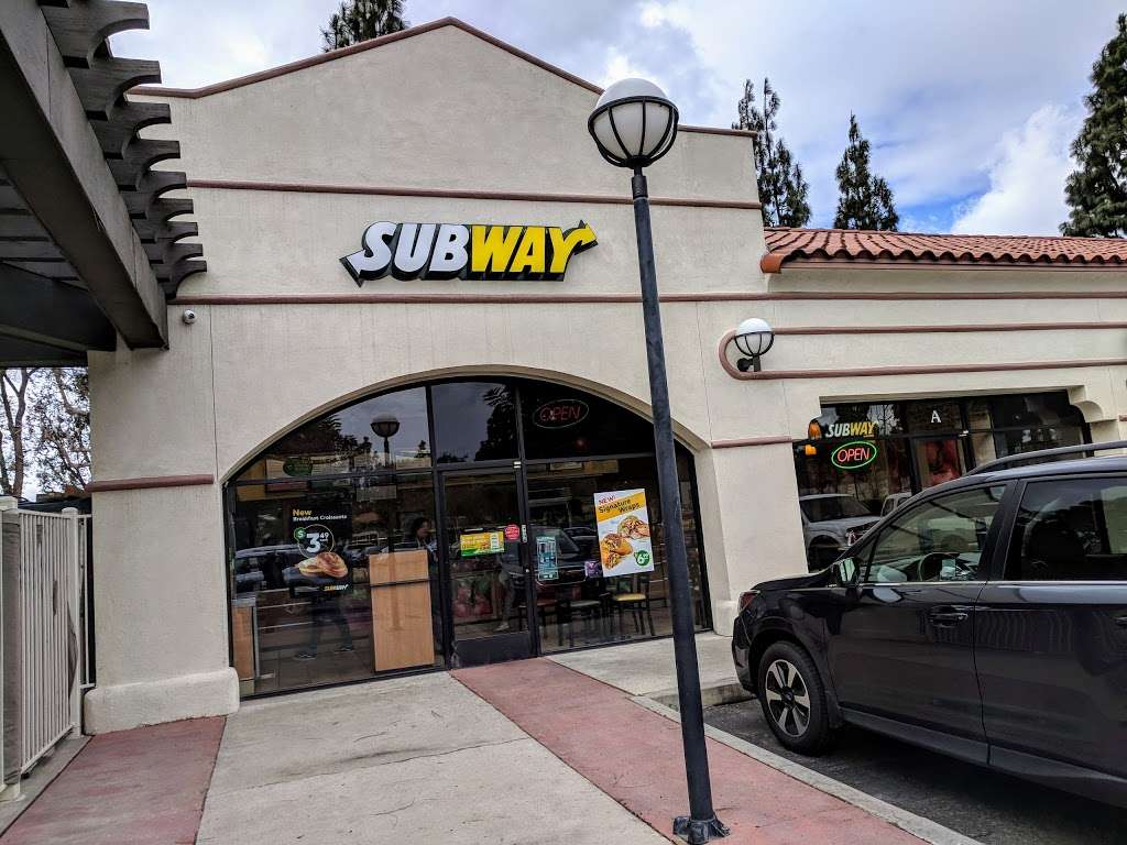 Subway Restaurants | 4481 Las Posas Rd A, Camarillo, CA 93010 | Phone: (805) 987-7200