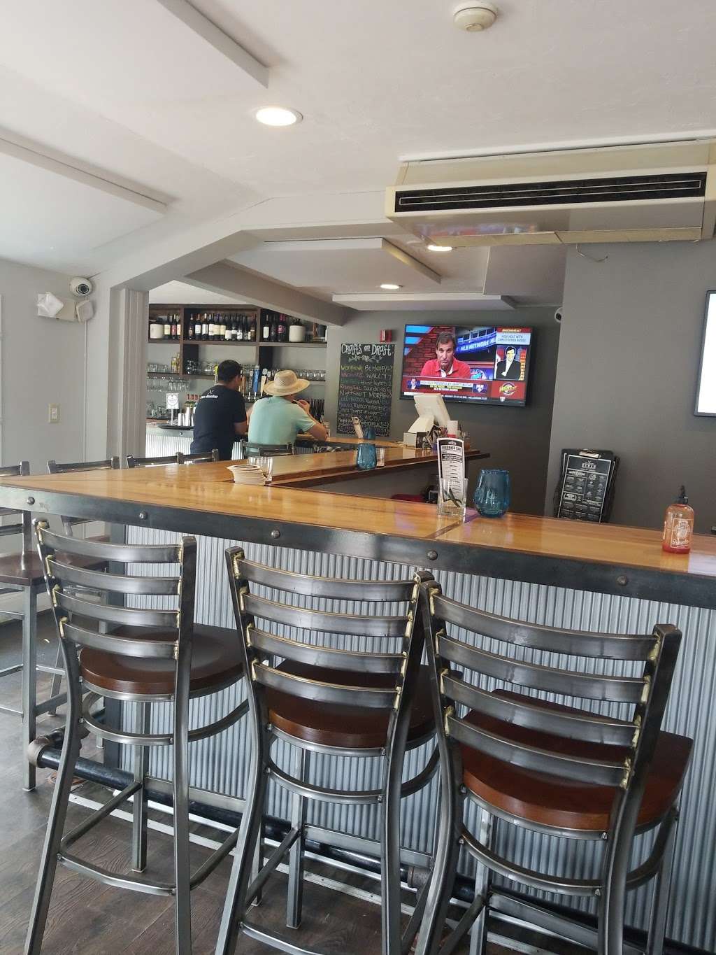 Civic Kitchen Drink 121 W Main St Westborough Ma 01581 Usa