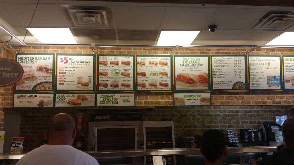 Subway Restaurants | 921 Hamilton St, Somerset, NJ 08873, USA | Phone: (732) 545-2233