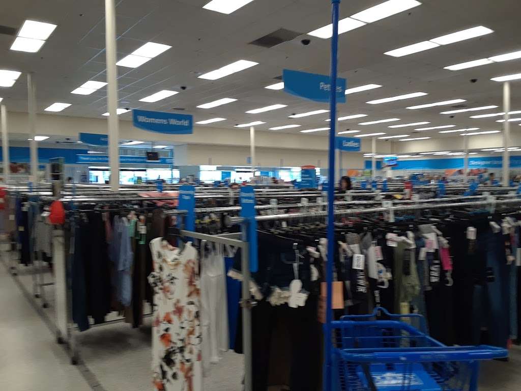 Ross Dress for Less | 7201 Warner Ave, Huntington Beach, CA 92647, USA | Phone: (714) 841-9607