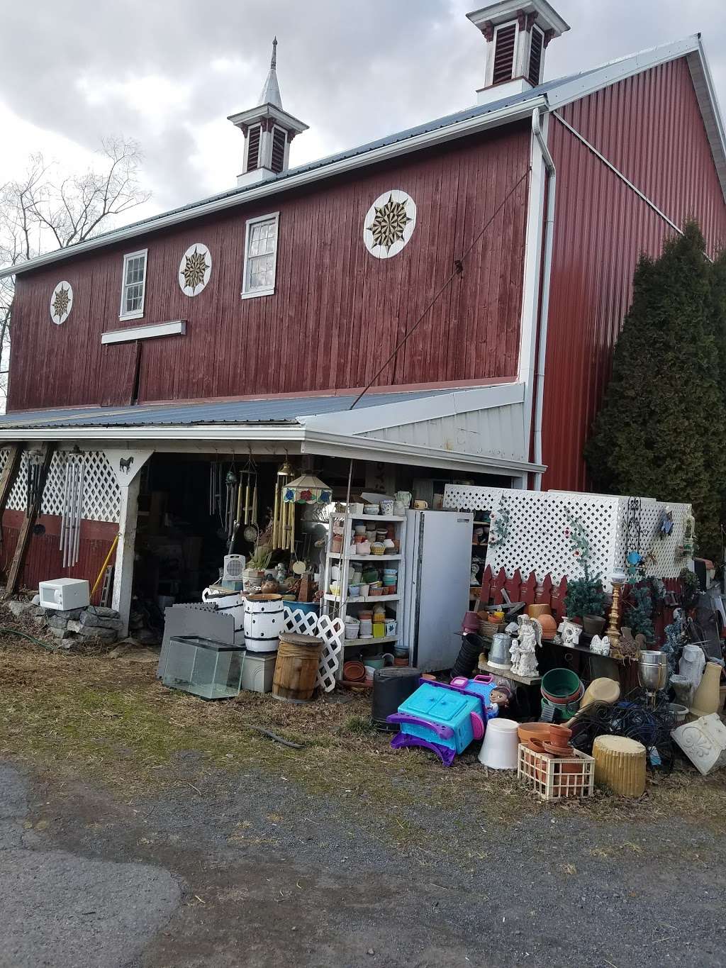 Lizzie"s Junk Barn | 15 Hinterleiter Rd, Kutztown, PA 19530, USA