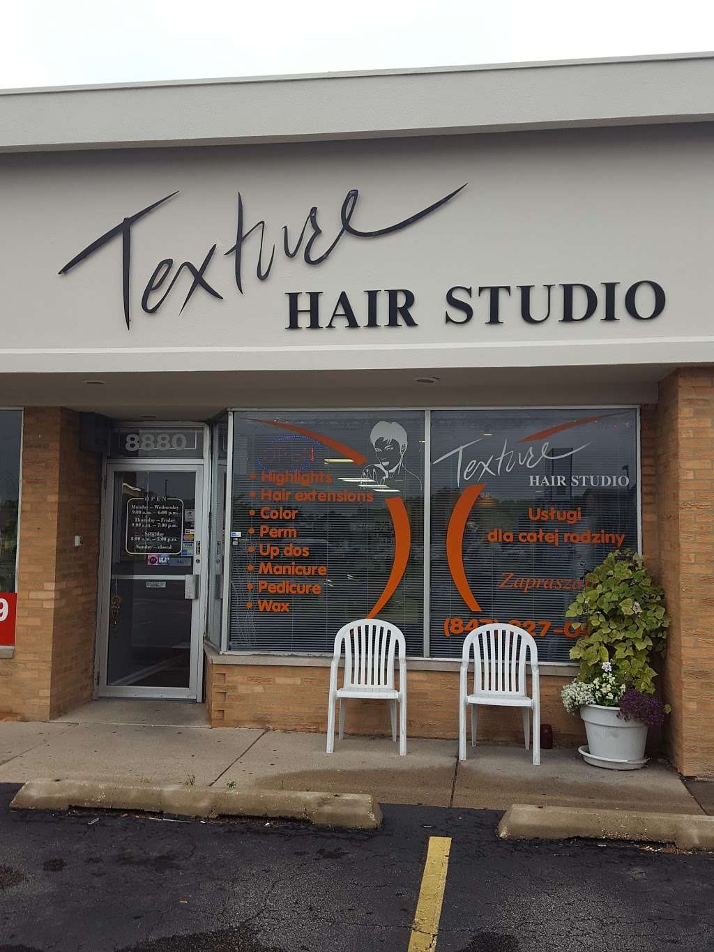 Texture Hair Studio | 8880 N Milwaukee Ave, Niles, IL 60714, USA | Phone: (847) 827-0903