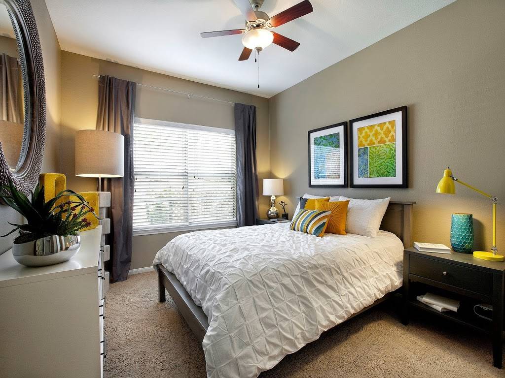 Lantana Ridge | 6636 W William Cannon Dr, Austin, TX 78735, USA | Phone: (512) 891-5500