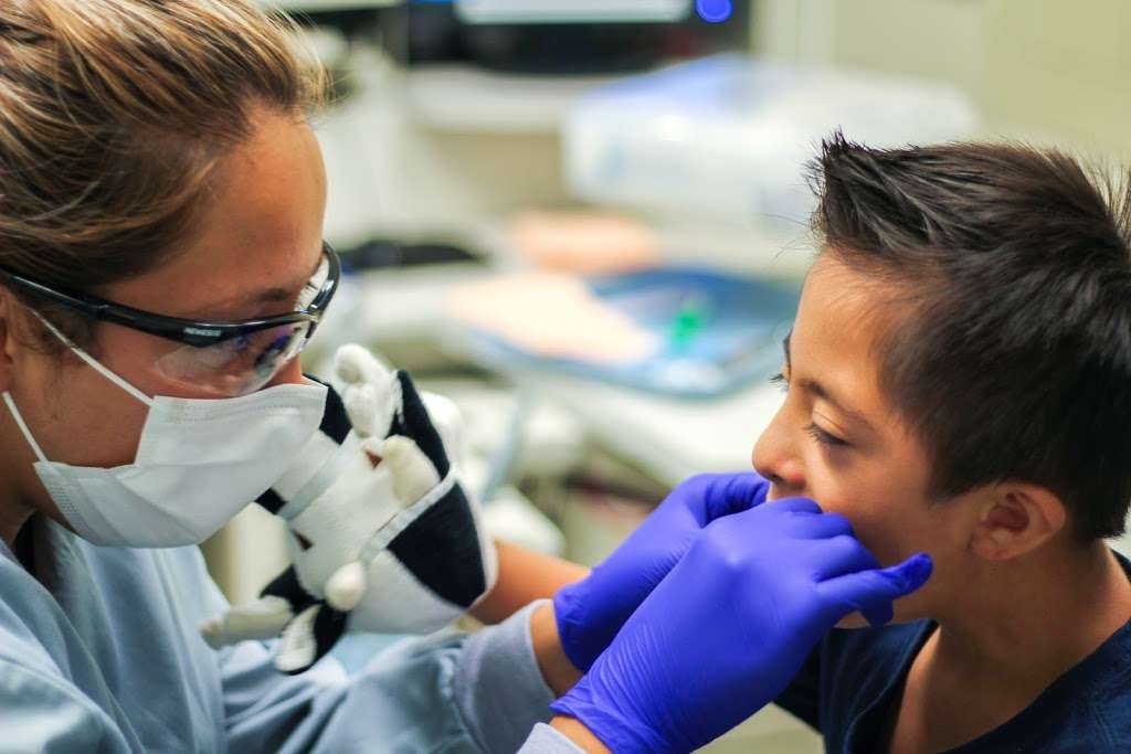 Healthy Smiles For Kids of Orange County | 3147, 10602 Chapman Ave #200, Garden Grove, CA 92840, USA | Phone: (714) 537-0700