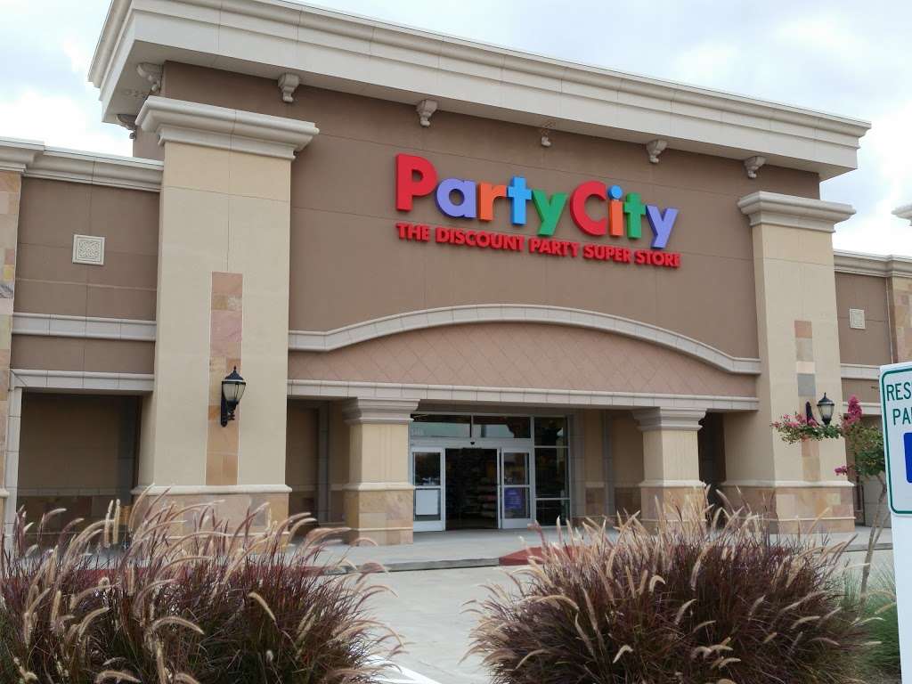 Party City | 5466 West Grand Parkway South, Richmond, TX 77406, USA | Phone: (281) 232-4907