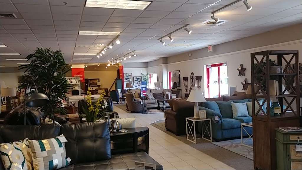 Badcock Home Furniture &more | 400 N Grove St, Eustis, FL 32726, USA | Phone: (352) 357-8211