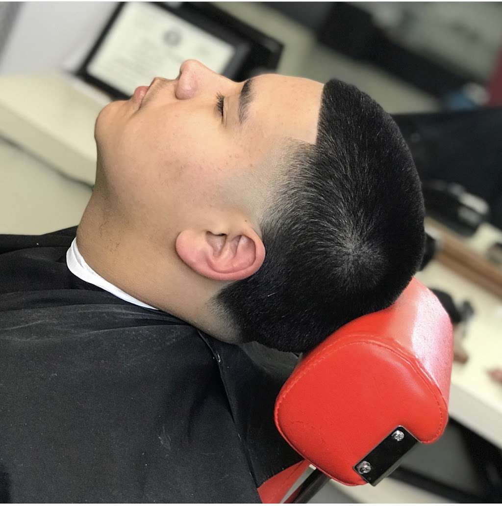 Big League Barbershop | 110 S Alexander Dr, Baytown, TX 77520, USA | Phone: (281) 515-3093