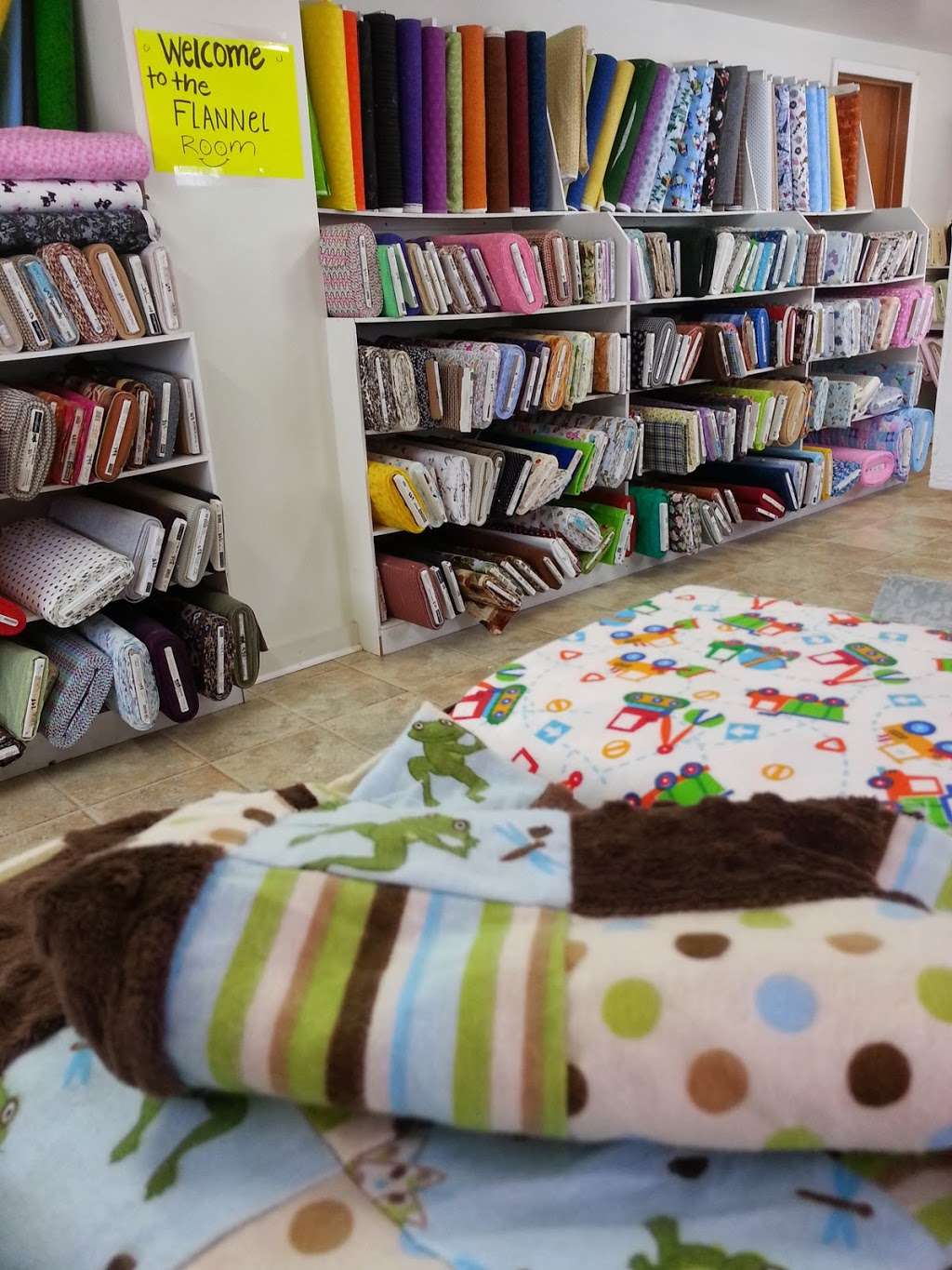 Quilt & Fabric Shack | 3137 Old Philadelphia Pike, Bird in Hand, PA 17505, USA | Phone: (717) 768-0338