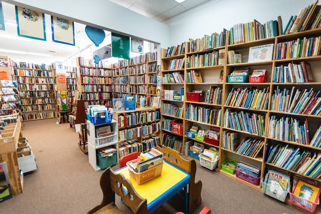 Lucky Dog Books | 10534 Garland Rd, Dallas, TX 75218, USA | Phone: (214) 827-4860