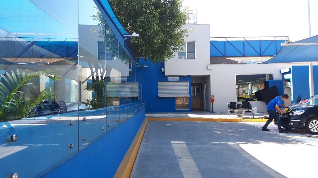 Carwash Santa Fe | Tijuana, Baja California, Mexico | Phone: 664 975 2710