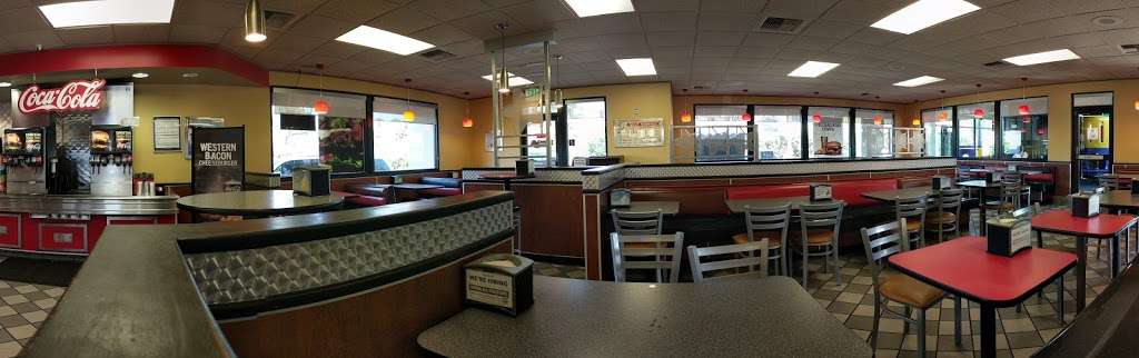 Carls Jr. | 411 S Reino Rd, Newbury Park, CA 91320, USA | Phone: (805) 499-0014