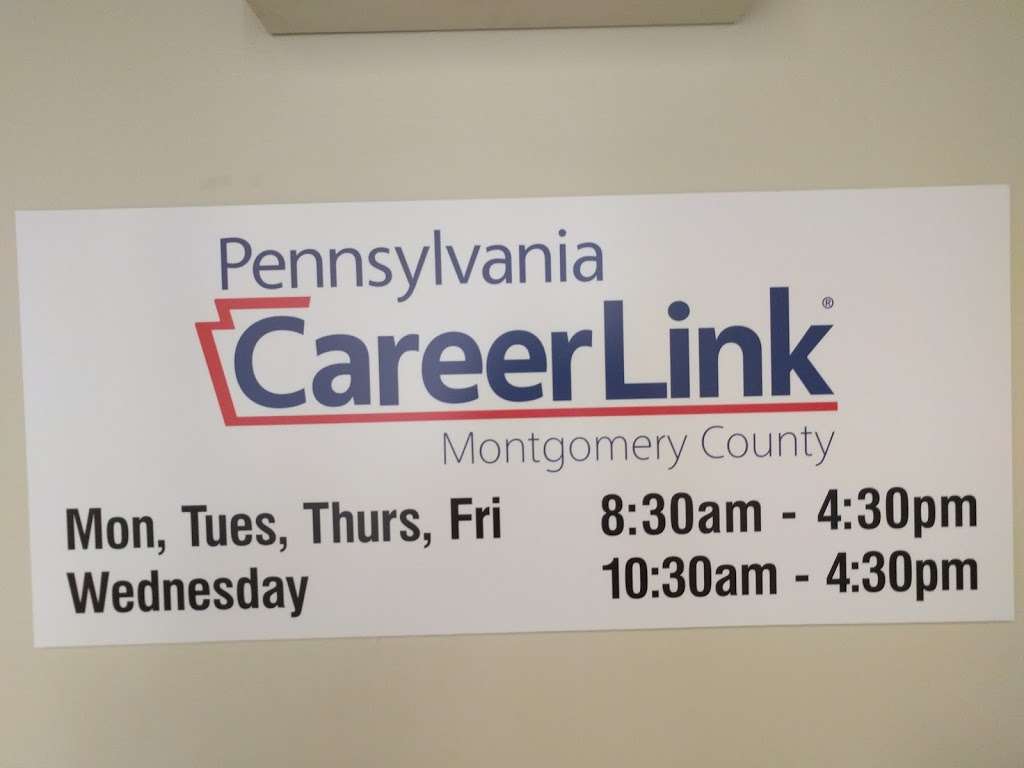 PA CareerLink Montgomery County | 1855 New Hope St, Norristown, PA 19401, USA | Phone: (610) 270-3429