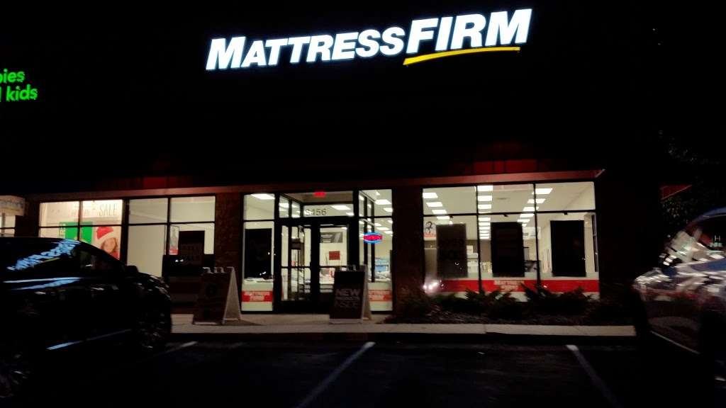 Mattress Firm Wilshire Plaza | 8456 N Church Rd, Kansas City, MO 64158 | Phone: (816) 781-8720