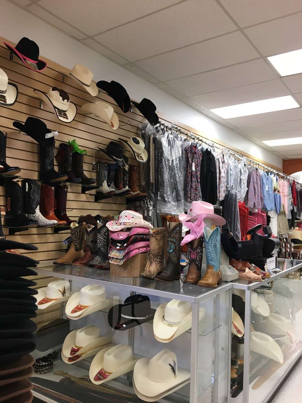 Claritas Western Wear | 12355 S Main St, Houston, TX 77035, USA | Phone: (713) 723-0641