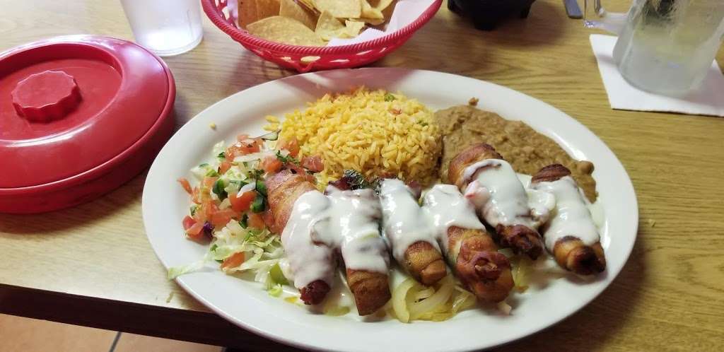 La Presa Mexican Restaurant | 23343 Aldine Westfield Rd, Spring, TX 77373, USA | Phone: (281) 907-0505