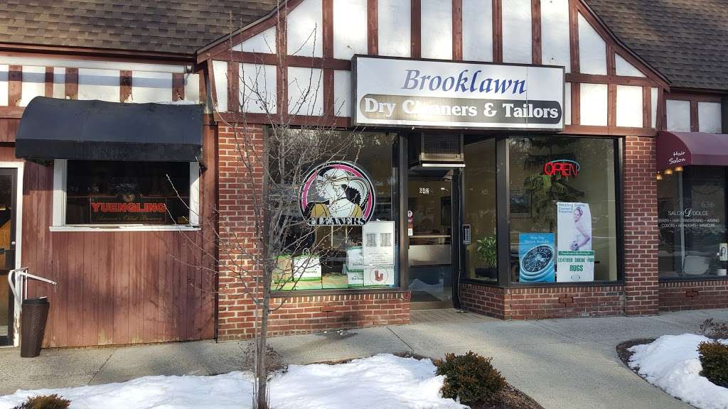 Brooklawn Dry Cleaners | 642 Brooklawn Ave, Bridgeport, CT 06604, USA | Phone: (203) 336-9566