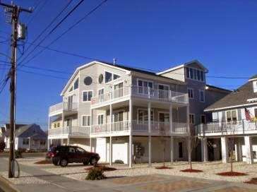 11th and Ocean | 1007 Ocean Ave, North Wildwood, NJ 08260, USA | Phone: (610) 908-5123