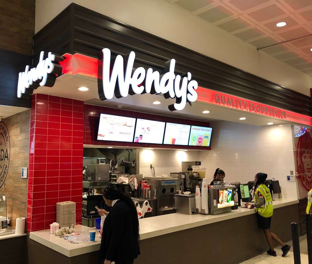 Wendys | 2800 N Terminal Rd, Houston, TX 77032, USA | Phone: (281) 230-3488